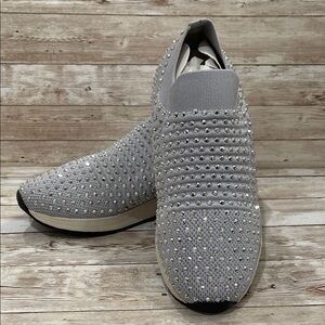Kenneth Cole Reaction Silver Jewel Studded Slip-On Sneakers Size 8.5W NWT